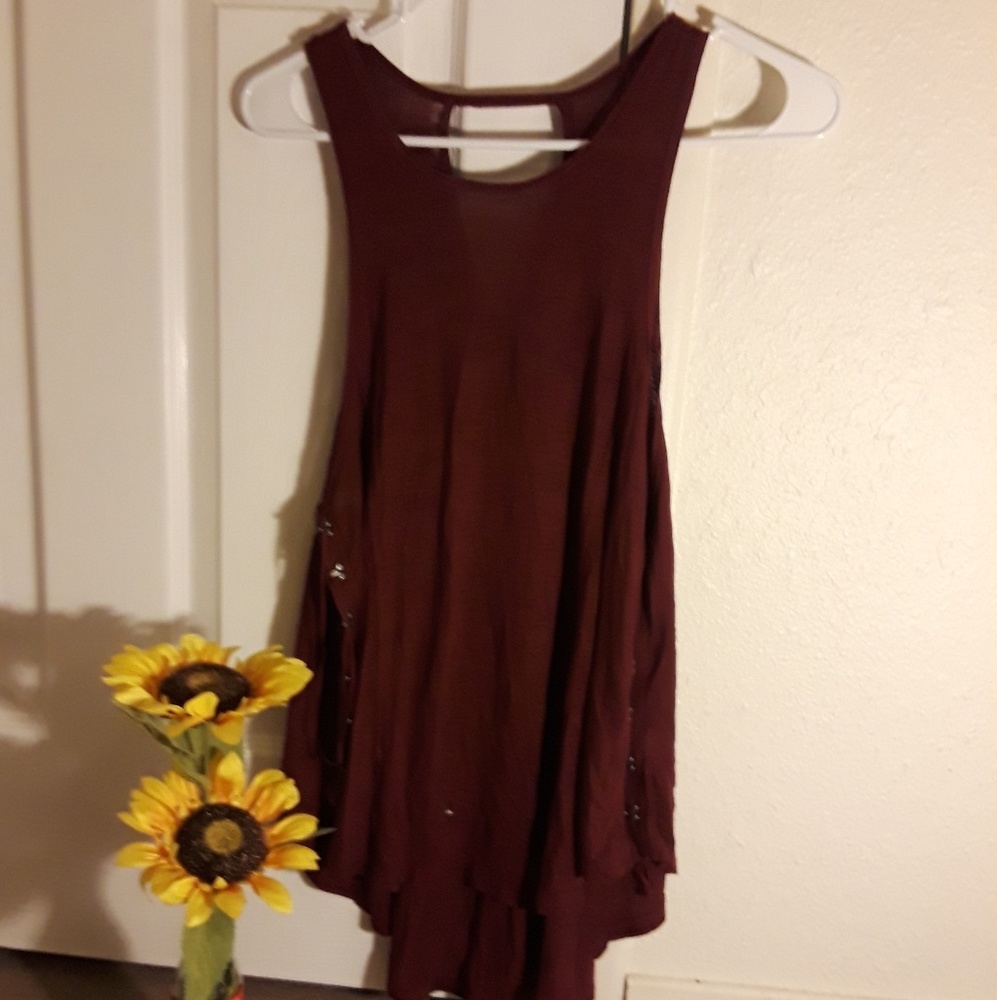 Flowy maroon shirt